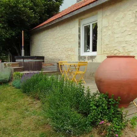 Le Four à Chanvre Saint-Genest-d'Ambiere