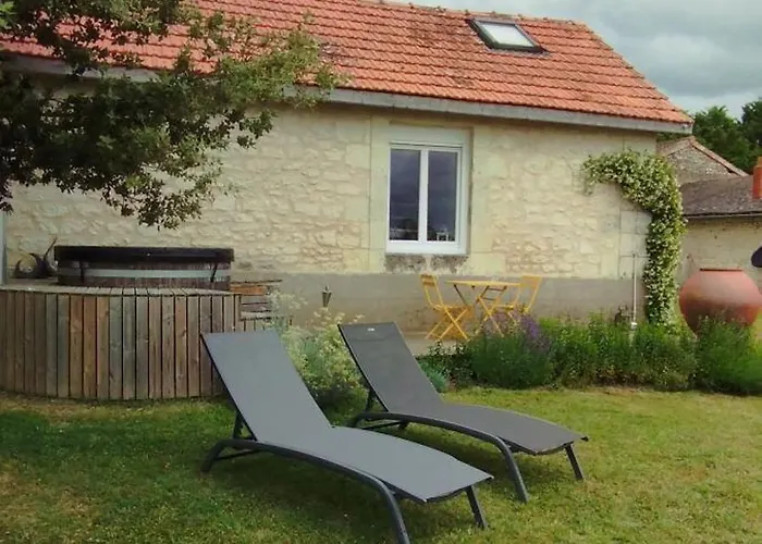 Prázdninový dům Le Four A Chanvre Saint-Genest-d'Ambiere